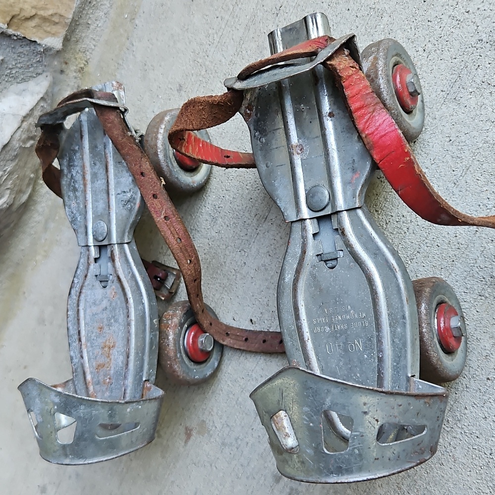 Vintage Metal Roller Skates with Leather Straps No 40 Globe Skate Corp
